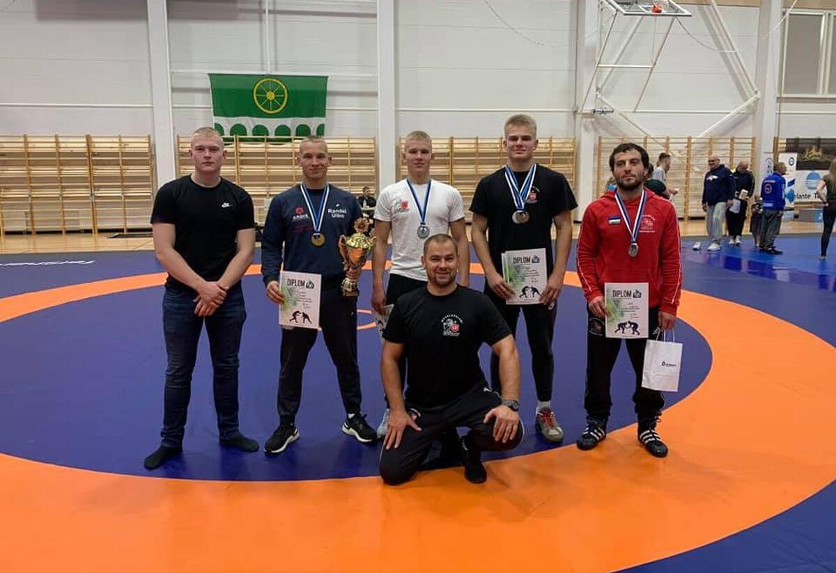 Eesti meistrivõistluste finaalis maadlesid vennad Uibod