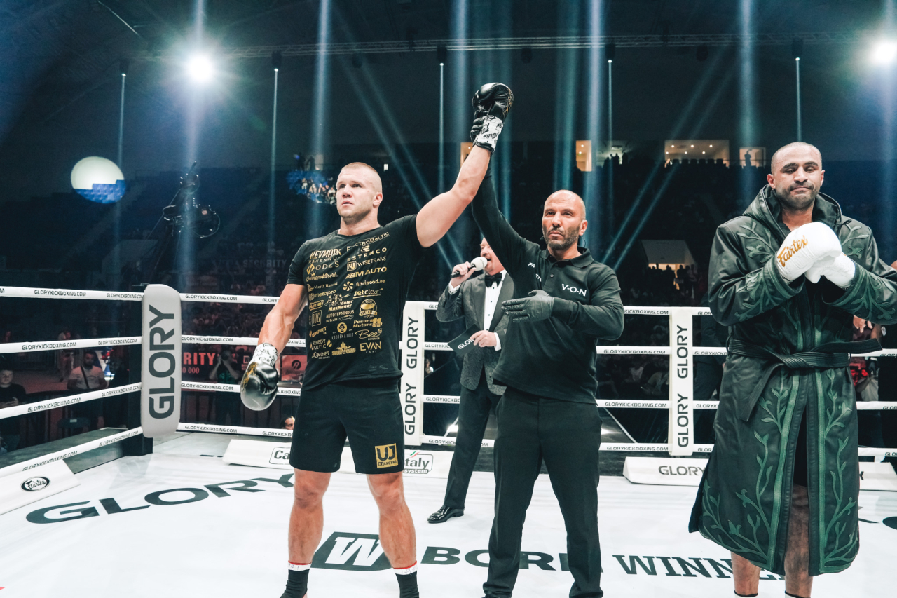 Uku Jürjendal vs Badr Hari 6 Foto Glory