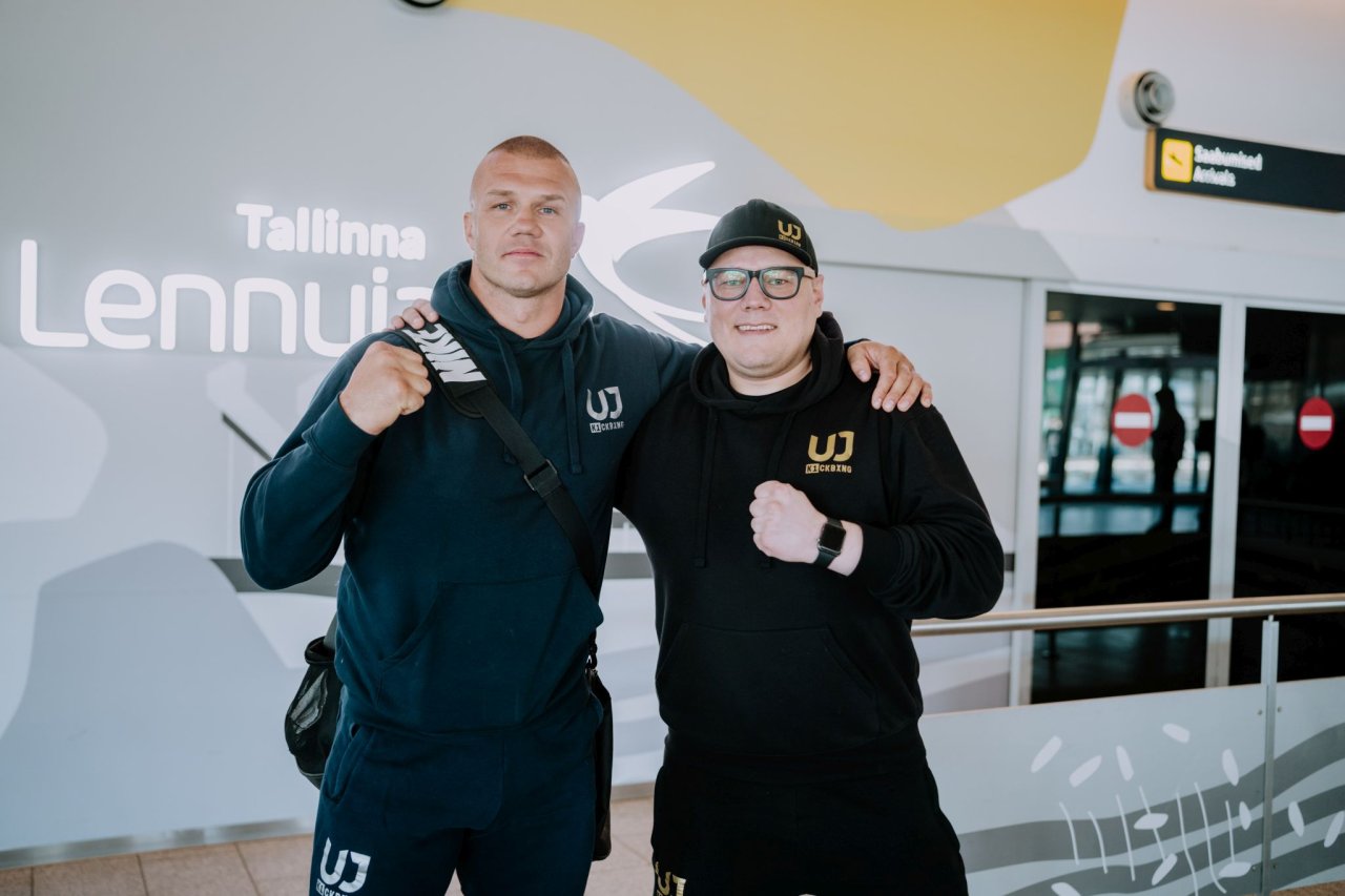 “UKU PÄÄSTIS MU ELU” – sõber Marten Aru: “Täna seisan siin tänu temale” Uku Jürjendal vastuvõtt Tallinna Lennujaamas (Foto Joosep Ints) 086