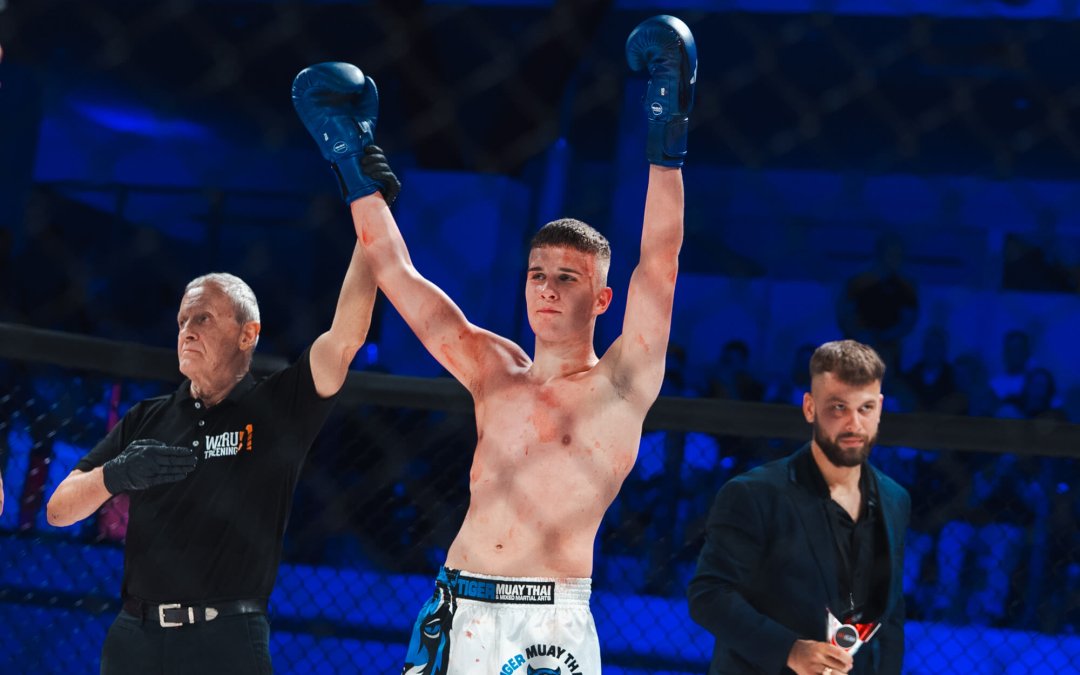 THE CLASH 4 I Roman Orjol teenis kodupubliku ees raske võidu: vastane oli väärikas ja lahing kõva