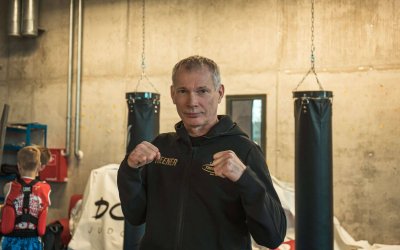 VIDEO I Rakvere võitlusspordi tõus: Villu Nurmoja tõi ringi 11 sportlast – mis on tema edu saladus?