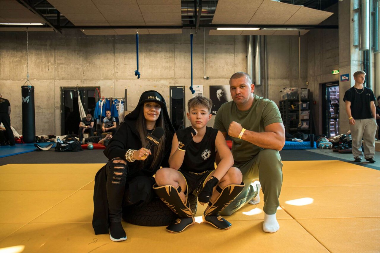 Eesti Muay Thai Liiga (Foto Risto Štukert) (120) - Monika Kuzmina, Kenneth ja Kaidar Kasak