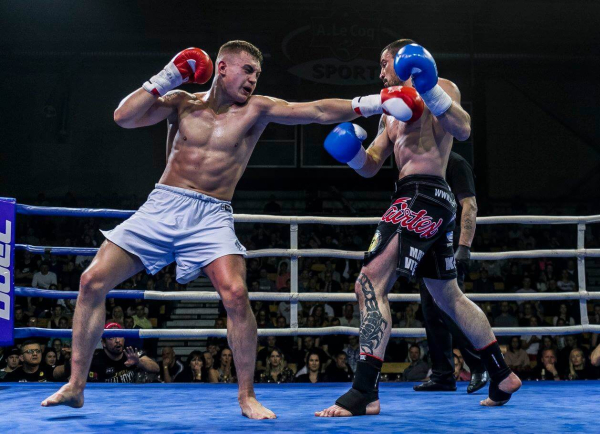 Duel 1 Fight 033