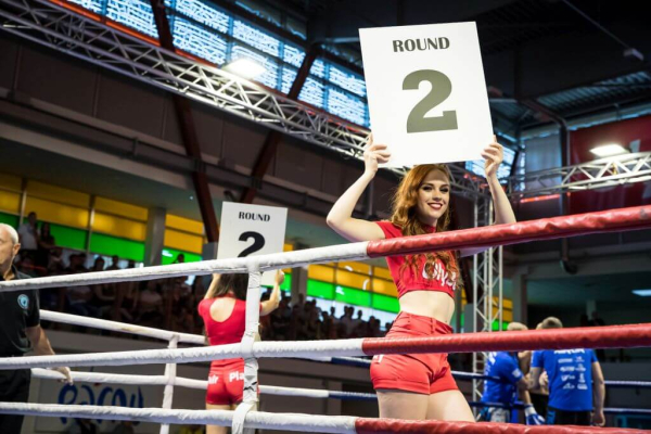 Ringitüdrukud 17